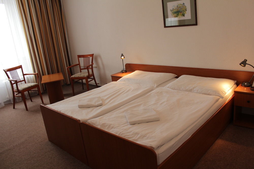Spa Hotel Devin มาเรียอานซเกลาซนี ภายนอก รูปภาพ